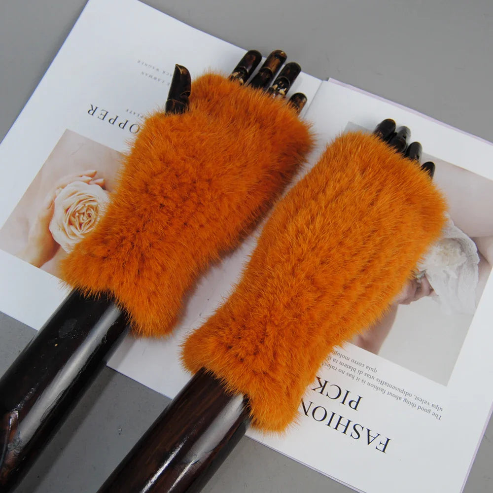 Sophisticated 100% real mink fur gloves for women, designed for stylish and comfortable typing.