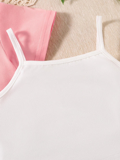 Trendy girls' summer jogging outfit, consisting of fashionable shorts and comfortable top, expertly tailored for active children aged 4-6 years.