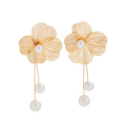 Chic and trendy drop earrings crafted from zinc alloy, embellished with flower petals and imitation pearls, ideal for a refined fashion statement.
