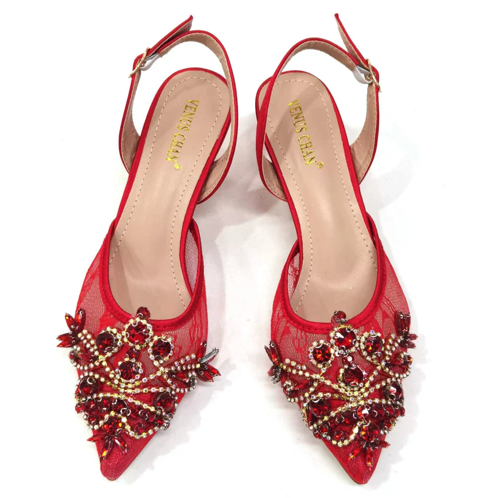 Sophisticated mini bag set accompanying green lace pumps, perfect for special occasions and parties, exuding elegance.