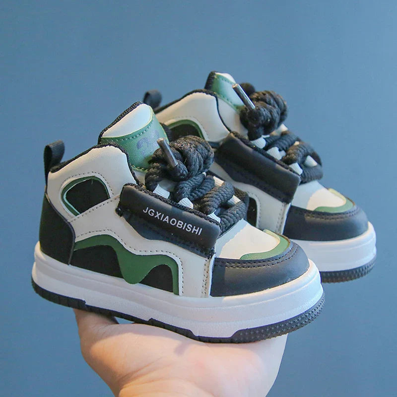 Luxurious children's high-top sport sneakers in a trendy design, featuring anti-slip rubber soles for ages 1-3, perfect for stylish little feet.