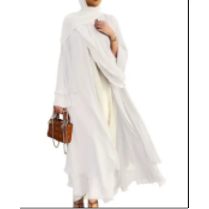 Stunning women's dashiki robe in vibrant print, highlighting luxurious craftsmanship and cultural heritage, ideal for special events and gatherings.