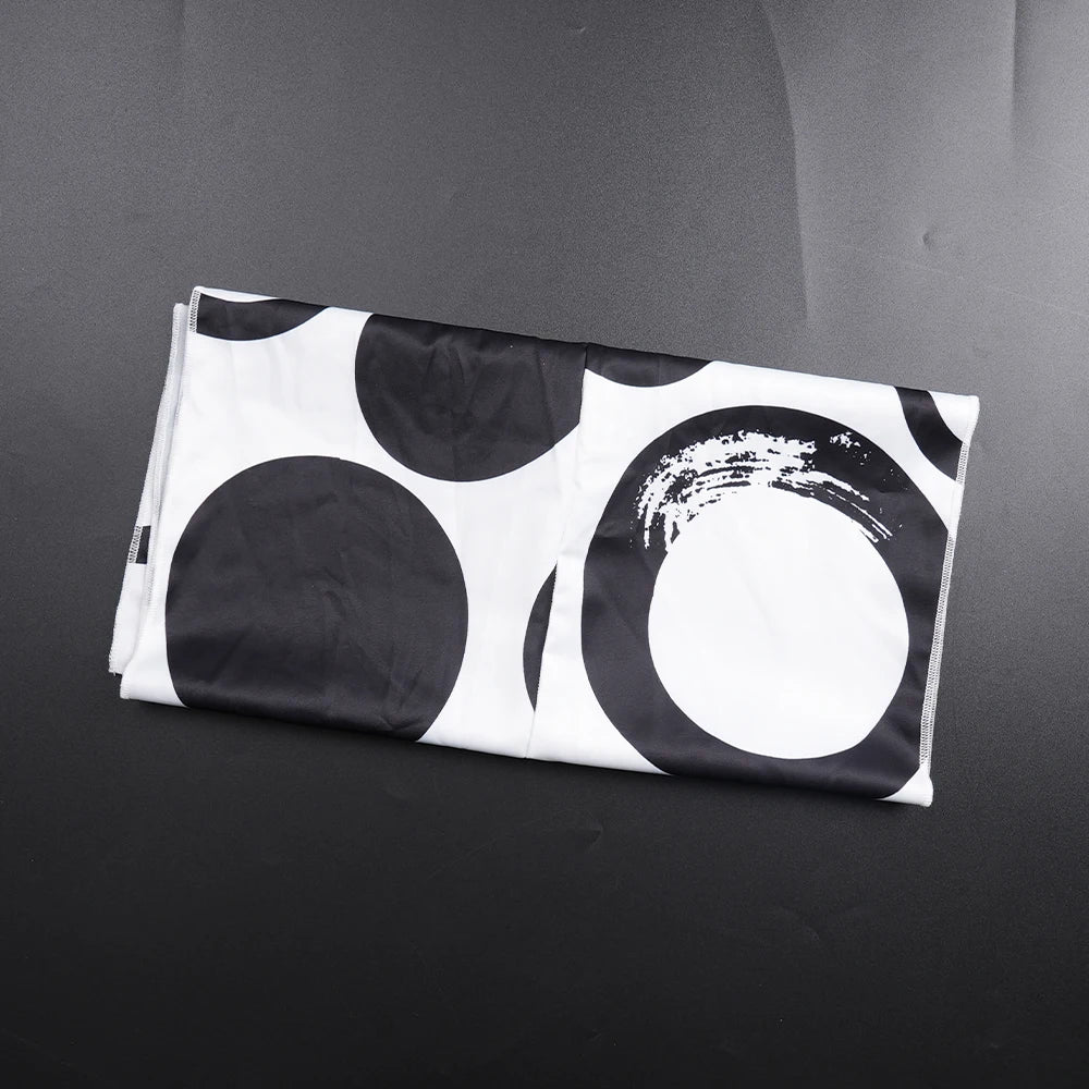 Close-up detail of luxurious polyester and spandex abaya, featuring a pullover closure for comfort and ease.