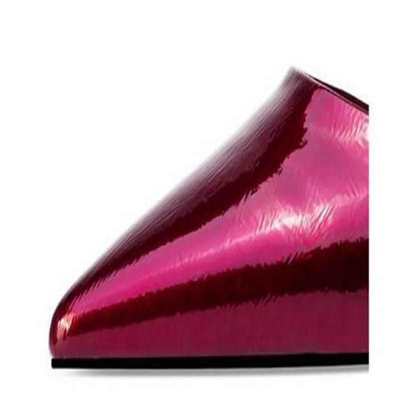 High-quality women's slippers designed for true fit, perfect for modern women seeking luxury and comfort in their spring/autumn wardrobe.