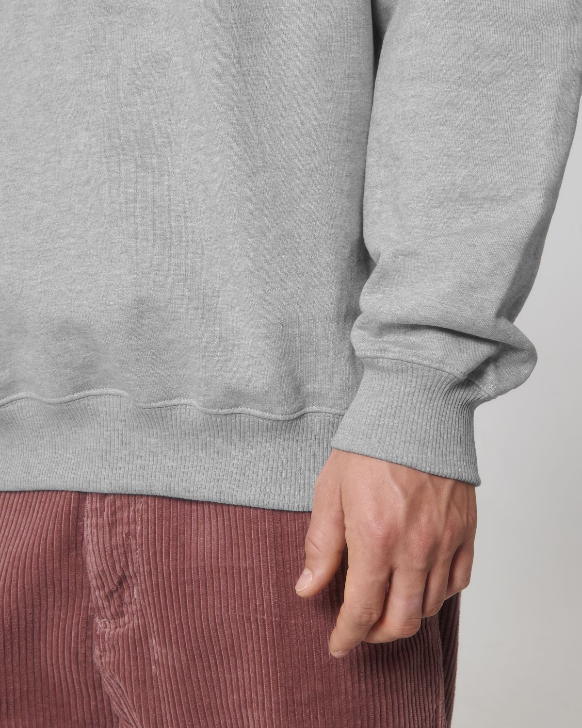 Luxurious unisex organic boxy quarter zip sweatshirt in 100% cotton, showcasing an oversized fit suitable for sizes XXS-3XL. Crafted from 400gsm French terry, this essential layering piece offers exceptional durability and comfort.