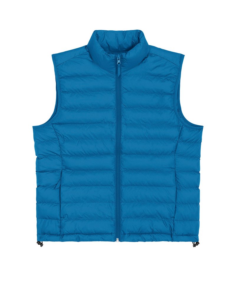 Sophisticated light puffer bodywarmer, emphasizing luxury and sustainability in women’s outerwear fashion.