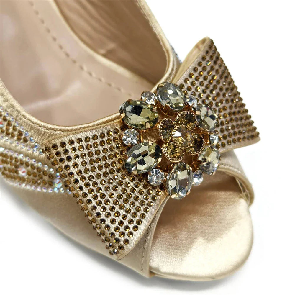 Complete women’s outfit featuring Venus Chan purple high heels and matching handbag, epitomising luxury and fashion-forward design