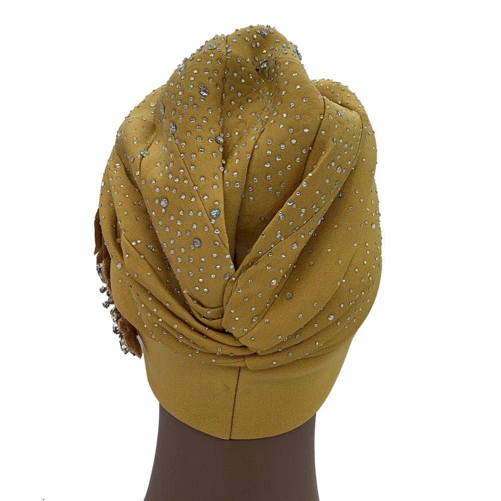 Elegant African turban cap displayed on a stylish background, emphasising its modern design and perfect fit for a head circumference of 56-58cm.
