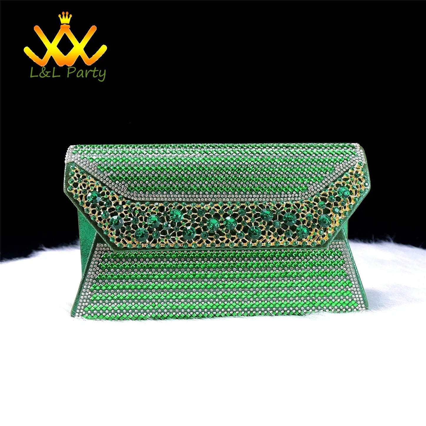 Stylish matching bag set featuring a luxurious green hue to complement the Italian women's sandals, perfect for bridal parties and formal events.