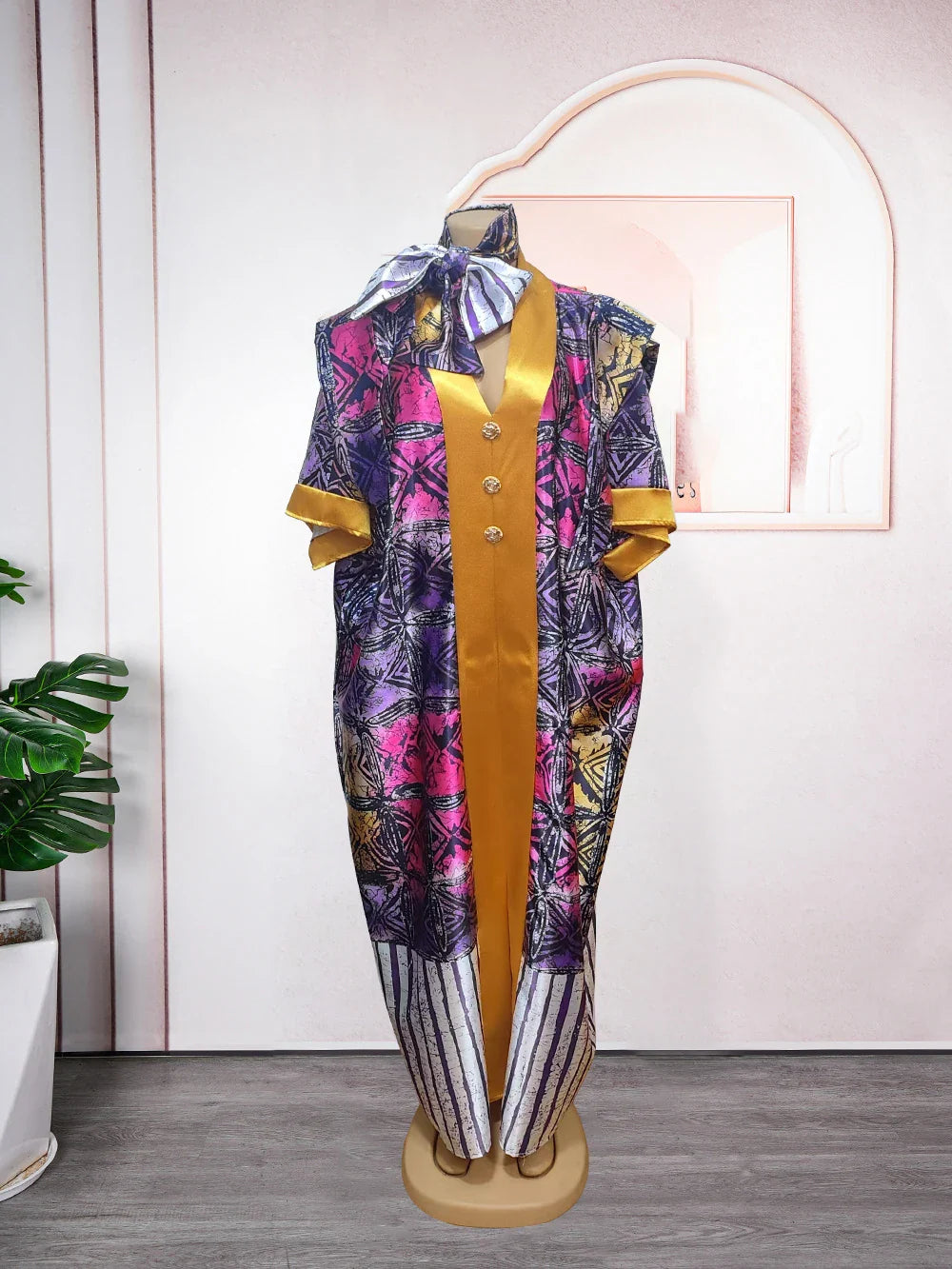 Elegant Plus Size Luxury African Dashiki Dress for Women - Stunning Evening Party Kaftan Abaya Maxi Dress in vibrant colour and sophisticated design, perfect for special occasions.