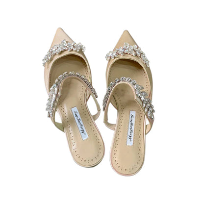 Stylish low heel mules sandals with a pointed toe design, made from premium silk and adorned with rhinestones, ideal for elegant summer outings.