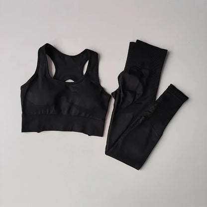 Sleek women's fitness gear set in solid colour, embodying elegance and functionality for an active lifestyle.