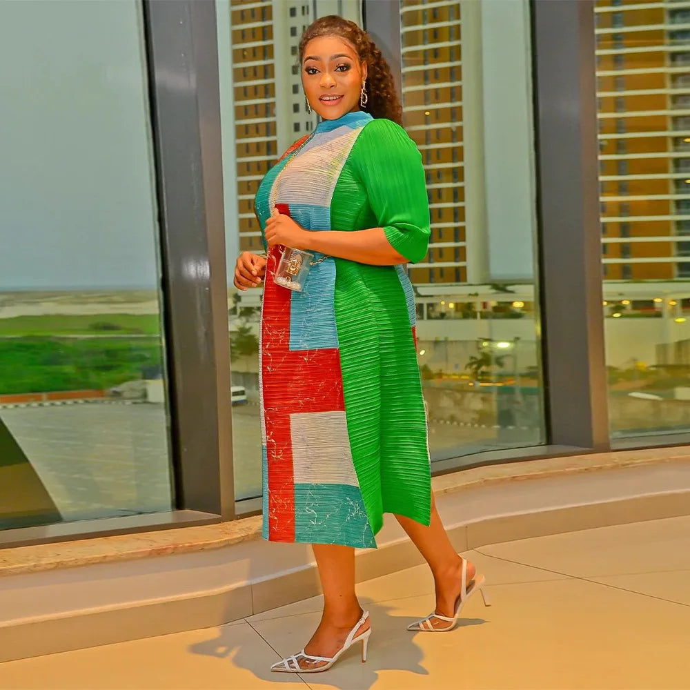 Full-length view of the Elegant African Plus Size O-Neck Pleated Long Dress, exemplifying elegance and sophisticated traditional fashion that celebrates African culture.