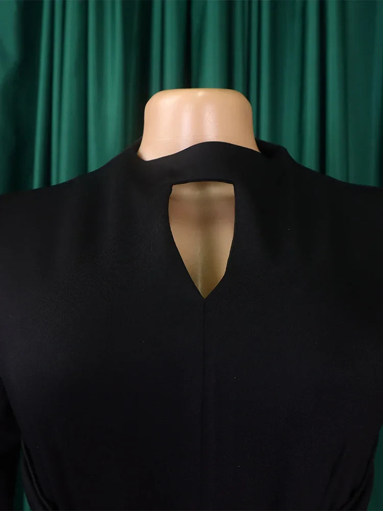 Stylish African long dress designed for plus size women, combining beauty and comfort for upscale events.