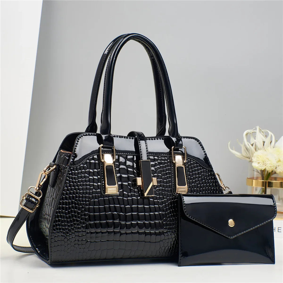 Luxury women's tote bag made from crocodile textured leather, ideal for shopping and commuting, featuring a stylish zipper closure and a spacious casual design by Hot Trends Area.