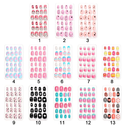 Chic and stylish kids' nail decoration set featuring 24 false acrylic nails in charming candy flower designs, a delightful gift for young fashionistas.
