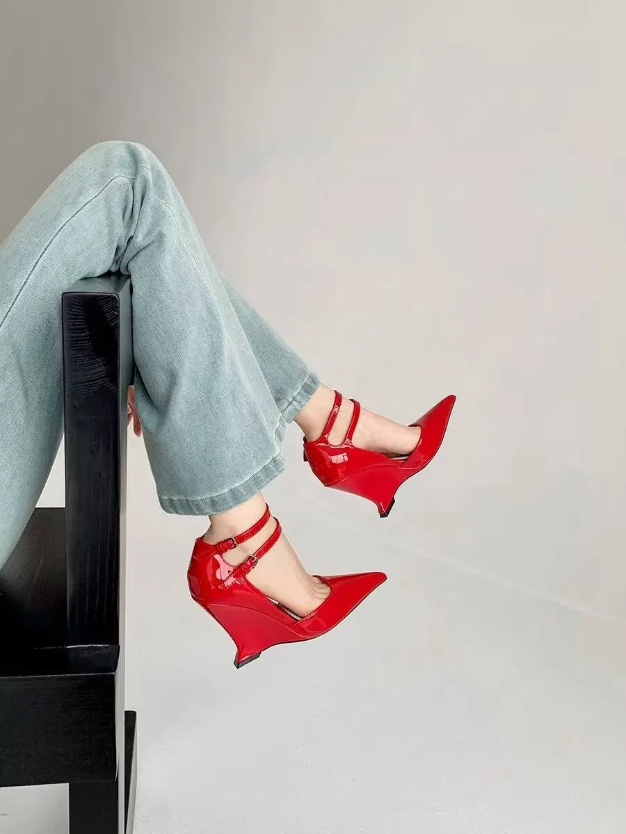 Chic and elegant women's wedge sandals with pointed toe and buckle strap, the perfect blend of luxury and comfort for spring wear.