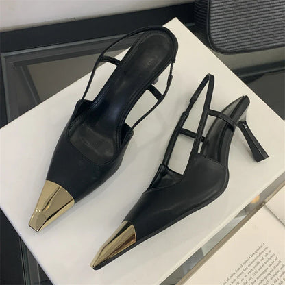 Fashion-forward Eilyken women’s pumps displaying a modern pointed toe silhouette and refined thin heel, catering to the luxury fashionista.