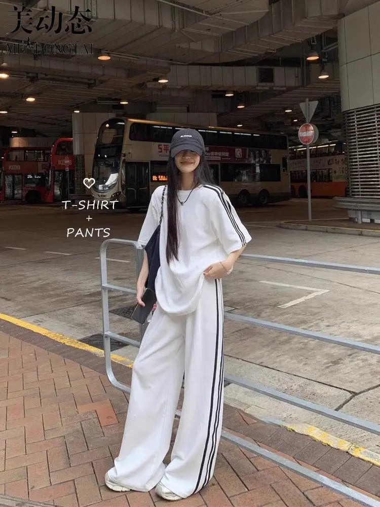 Wide leg pants designed for women, showcasing a high waist and a loose fit for ultimate comfort and elegance.