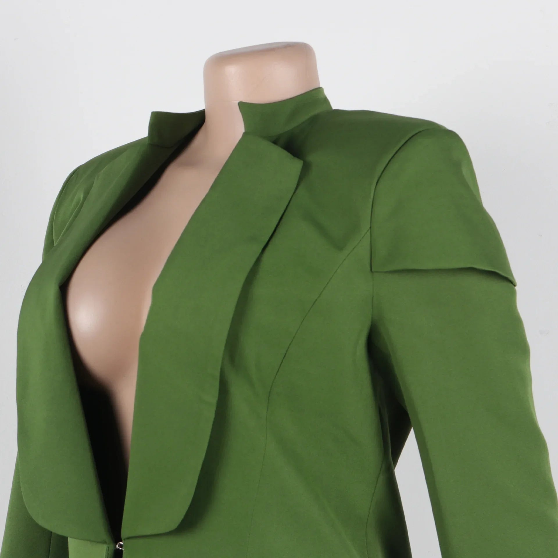 Chic women's office outfit combining a sophisticated blazer and elegant wide leg trousers, ideal for formal occasions and corporate meetings.