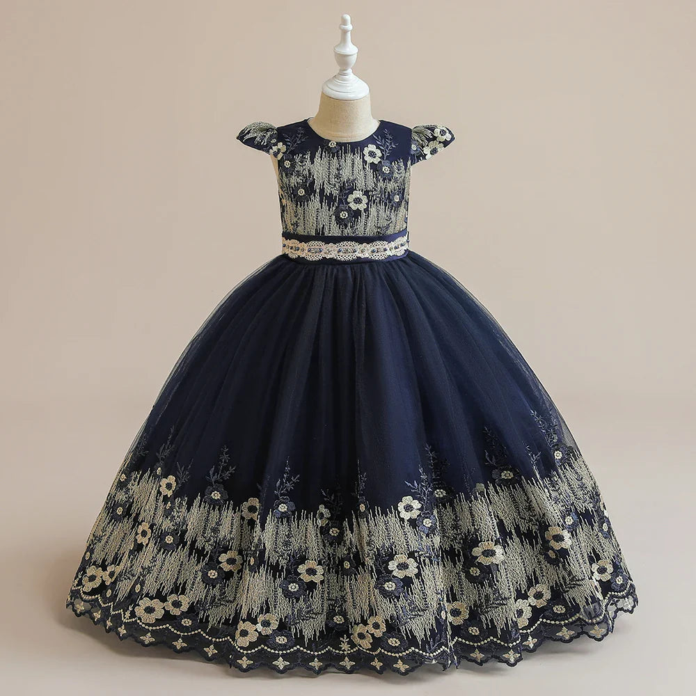 Elegant floral long princess dress for girls aged 4-12 featuring intricate embroidery, perfect for weddings and special occasions.
