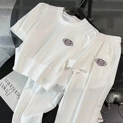 Sophisticated women's sports outfit with a sweet style, high-quality materials, perfect for a range of summer activities.