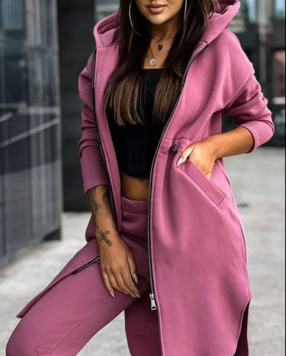 Stylish and versatile hooded long coat perfect for contemporary women, featuring a regular fit and flat front style, ideal for various occasions.