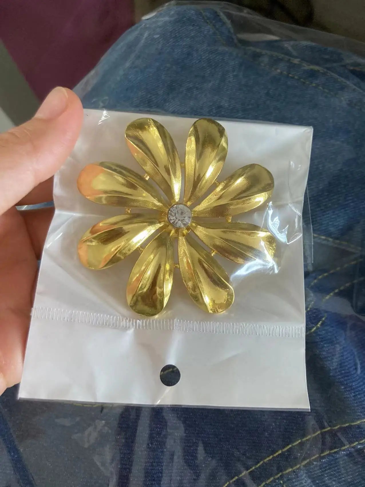 Stylish CM.YAYA women's jeans in soft light wash, featuring a flattering wide leg and unique hollow cutout design, ideal for fashion-forward wardrobes.