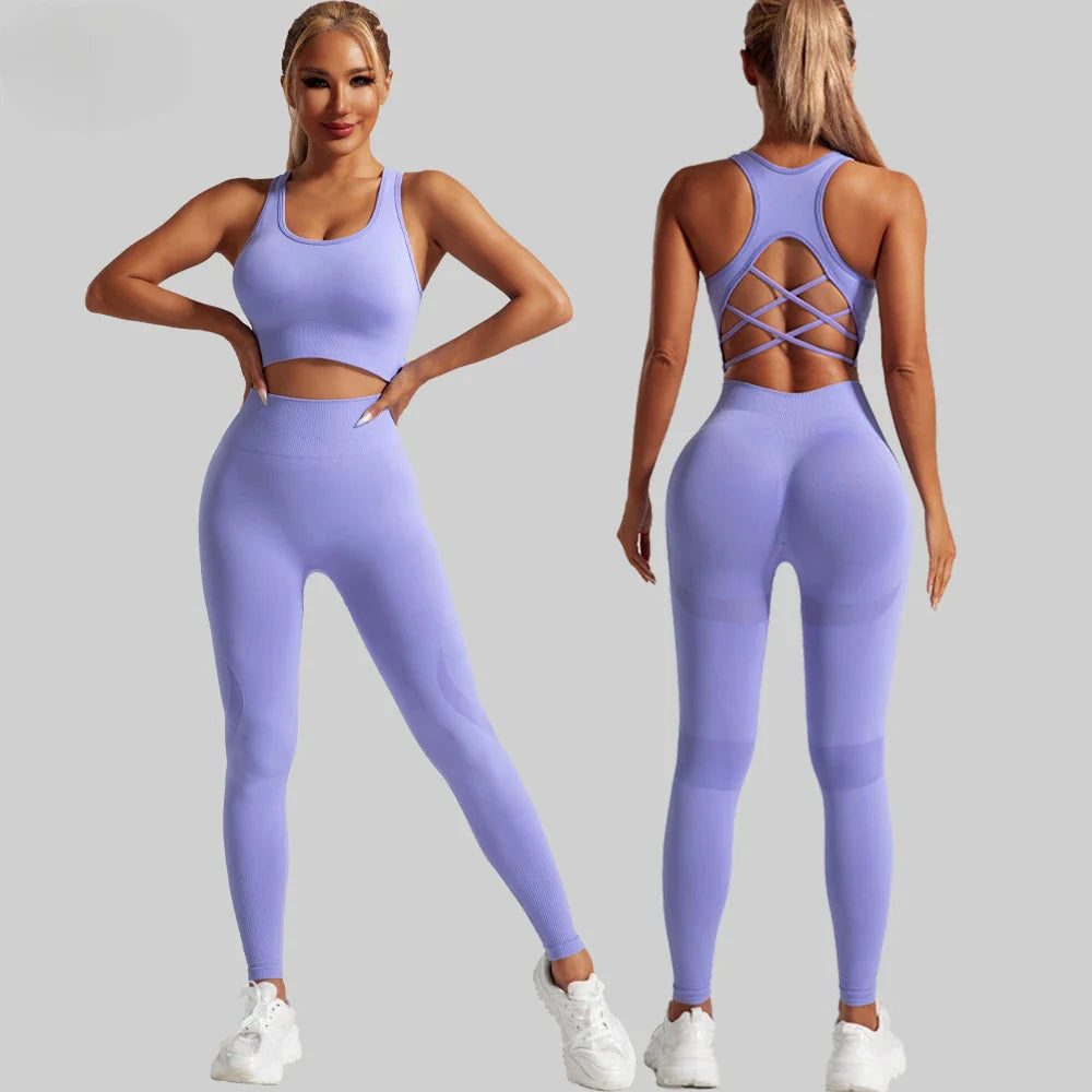 Luxury seamless yoga set for women featuring a stylish backless crop top and high-waisted leggings, perfect for a fashionable fitness experience.
