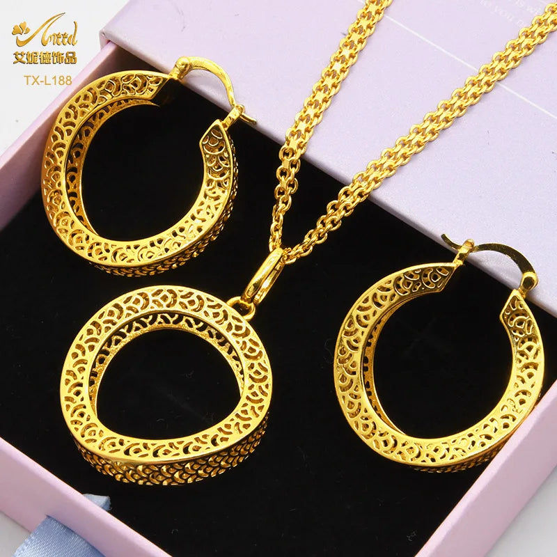 Elegant display of the complete 24K gold-plated copper jewelry set, consisting of a necklace and matching earrings, ideal for glamorous events.