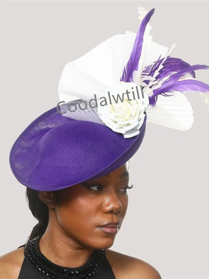Sophisticated fascinator headpiece exemplifying luxury, crafted for fashionable women for all seasons and celebrations.