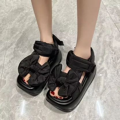 Luxury summer shoes for women: genuine leather gladiator sandals with a distinctive butterfly-knot style, ideal for every casual occasion.