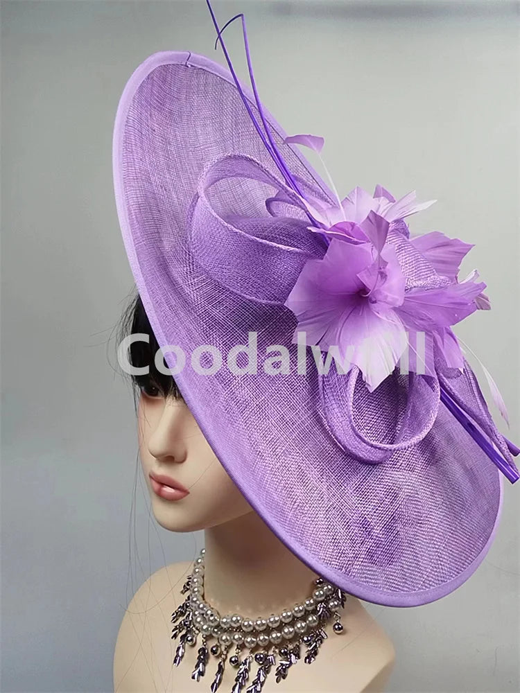 Fashionable fascinator hat for women, a stunning accessory for weddings and upscale events, made from high-quality materials for utmost comfort.