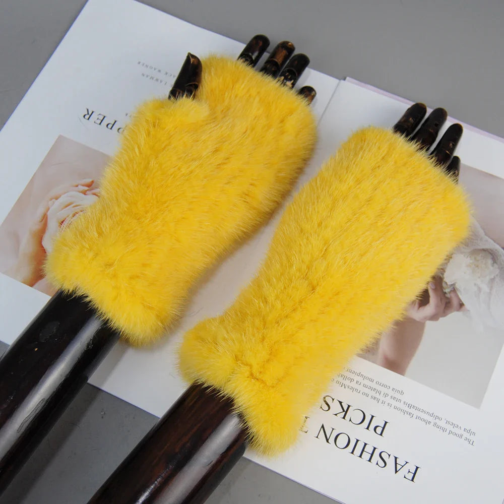 Chic and warm luxury knitted gloves made with 100% real mink fur for women.
