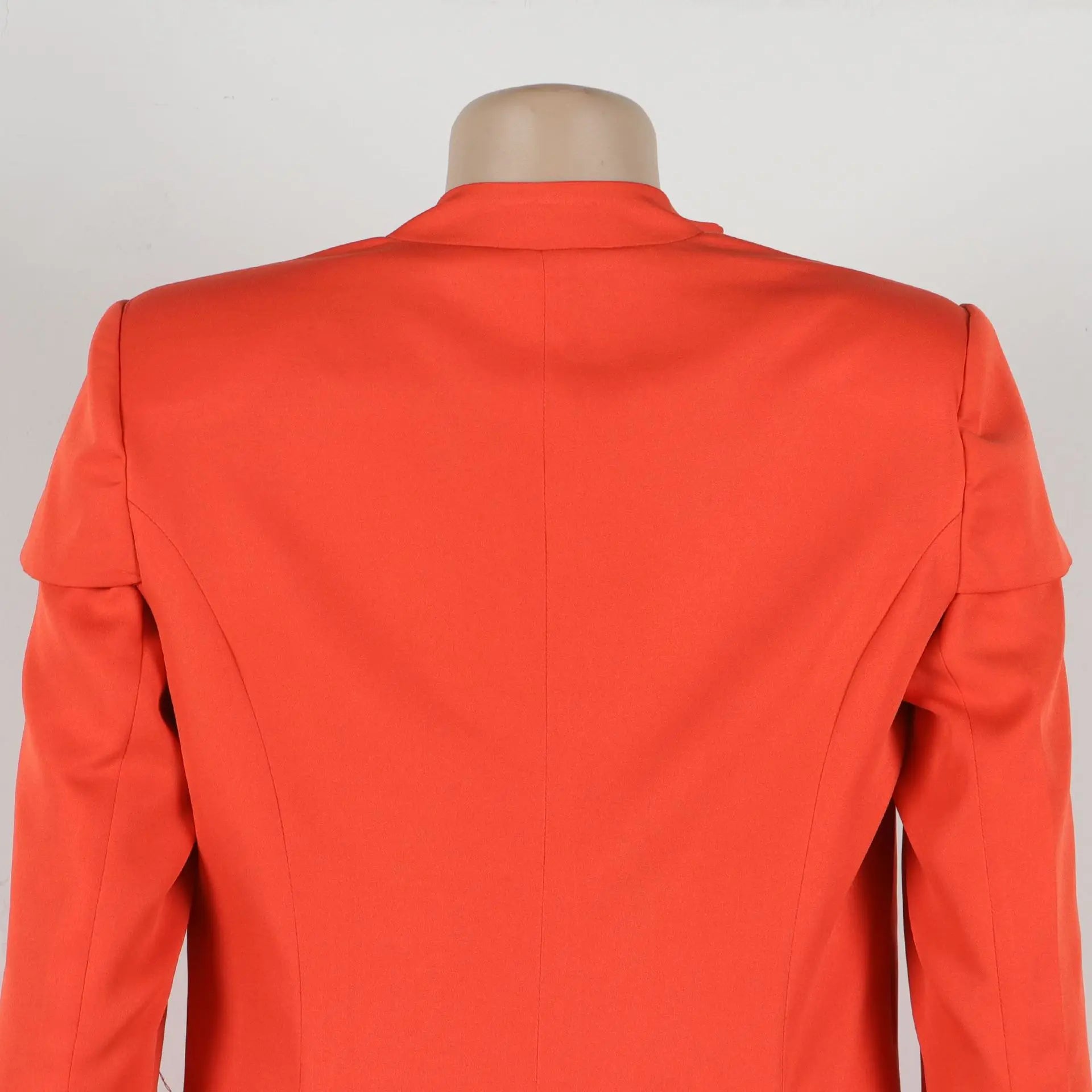 Chic Wide Leg Pants for women, high waist and full-length, perfectly paired with the X-Long Blazer Coat for a luxurious office ensemble.