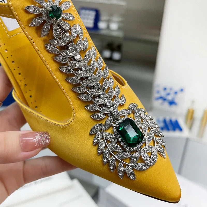 Chic high heel fairy pumps with thin stiletto heels ideal for weddings, adorned with beautiful rhinestones.