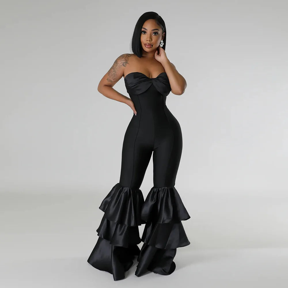 Stylish ankle-length jumpsuit in cotton linen blend, perfect for mid-age women seeking timeless elegance and comfort in autumn wear.