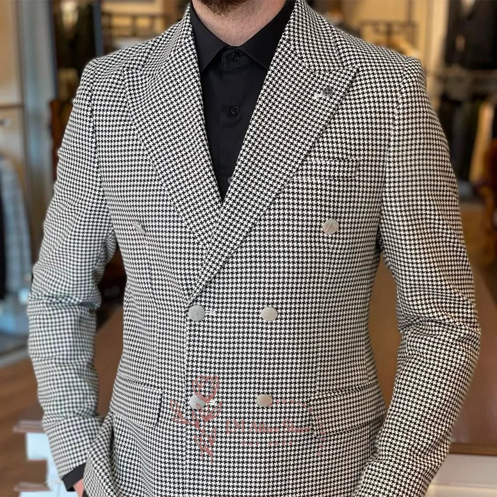 Elegant men's white vintage houndstooth jacket featuring a peak lapel and double-breasted design, perfect for weddings and formal parties.