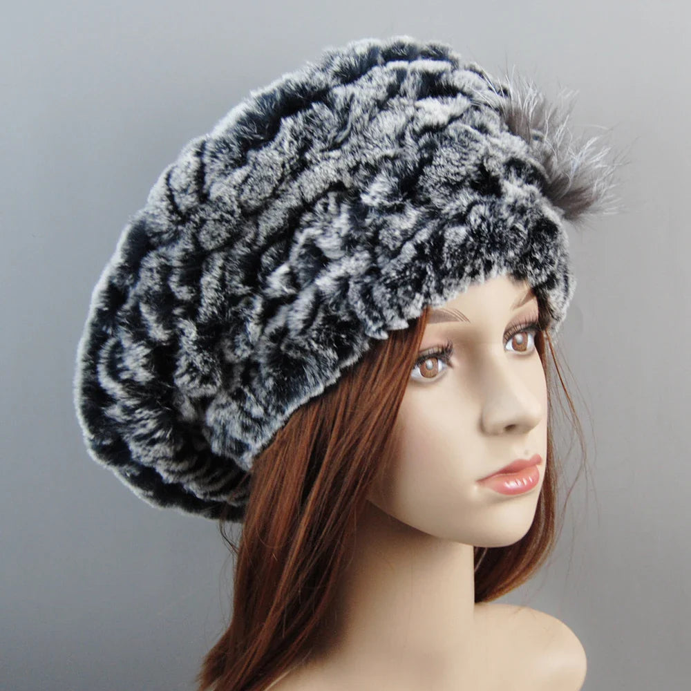 Fashionable women’s faux fur beanie and scarf, demonstrating versatile winter accessories that add elegance to any outfit.