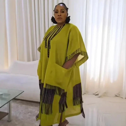 Stylish half sleeve O-neck Plus Size African Dress for women, showcasing exquisite craftsmanship in polyester, perfect for special occasions or cultural celebrations with a touch of luxury.