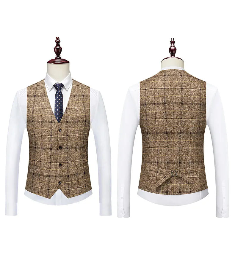 Stylish men's one button suit with a tailored vest and sleek trousers, perfect for autumn weddings or business attire, embodying modern luxury and sophistication.