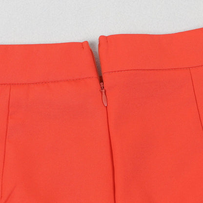 Glamorous office lady outfit set including a long blazer and wide leg trousers, embodying elegance and comfort for the modern career woman.