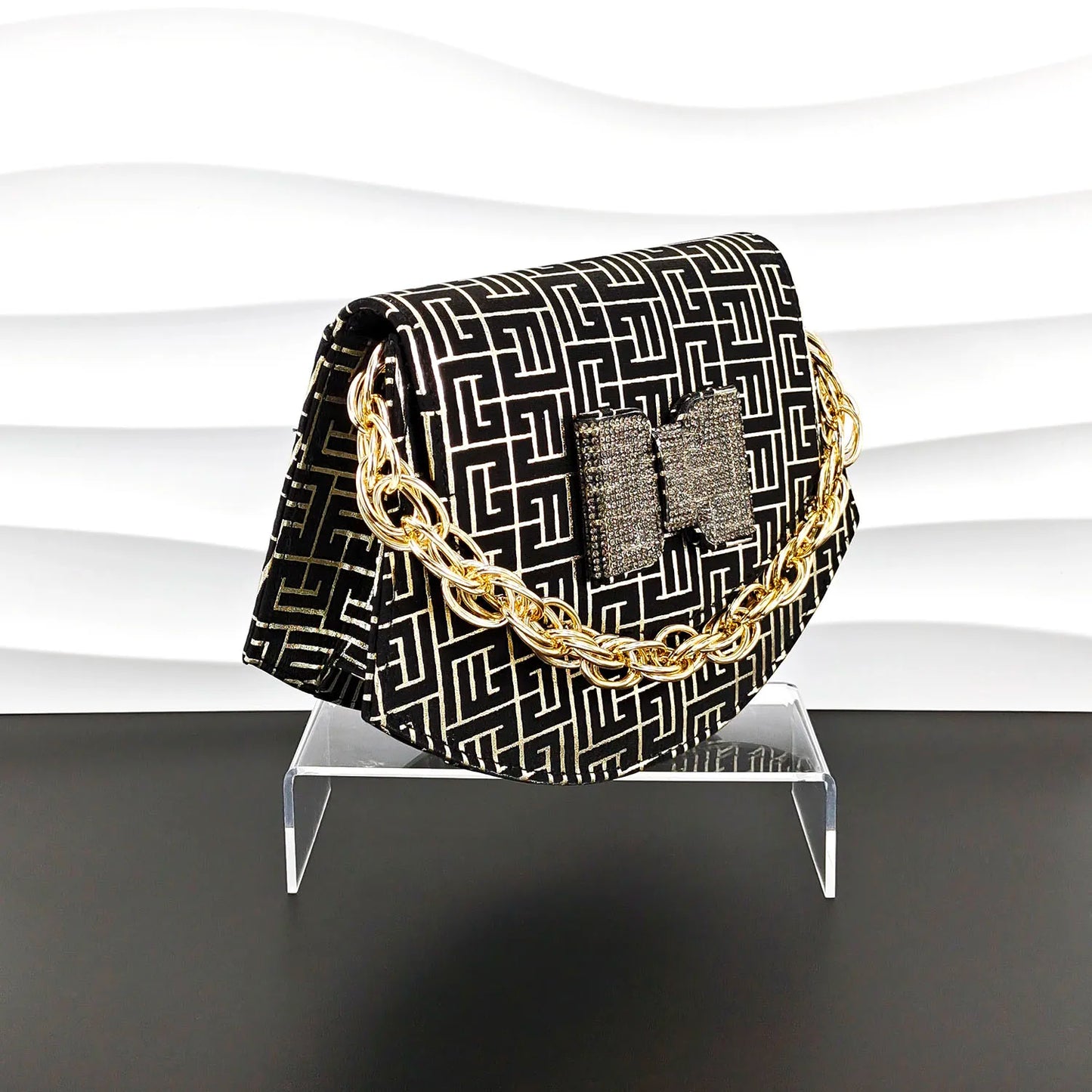 Elegant women's high heels with pointed toe design, paired with a luxury handbag, ideal for wedding parties and special occasions.