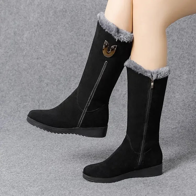 Side-zipper faux suede boots for women, emphasizing a refined style, perfect for keeping warm and stylish during the winter season.