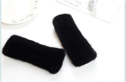 Chic women's gloves featuring soft 100% real mink fur, designed for comfort while typing and ensuring warmth.
