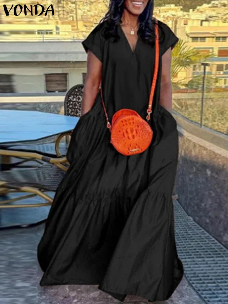 Stylish Solid Colour Bohemian Sundress for Plus Size Women, Embracing Comfort and Elegance in Summer Fashion.