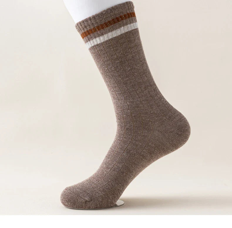Luxurious 5 pairs of men's winter sports socks designed for ultimate comfort and style, featuring a high-quality blend of cotton, polyester, viscose, and spandex.