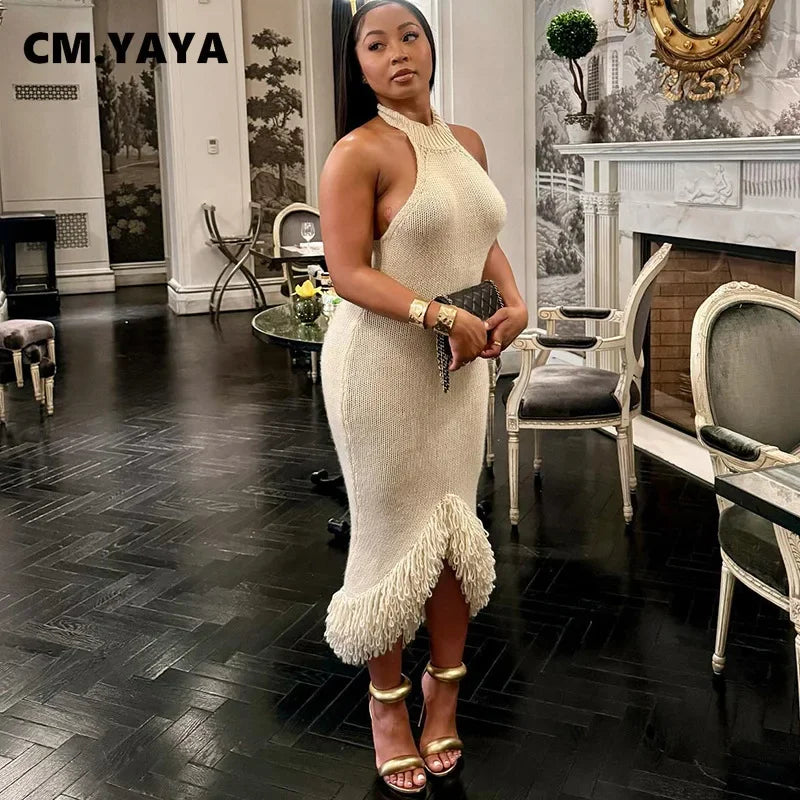 High fashion CM.YAYA dress crafted in Acrylic and Spandex, tailored for the sophisticated woman seeking style and comfort.