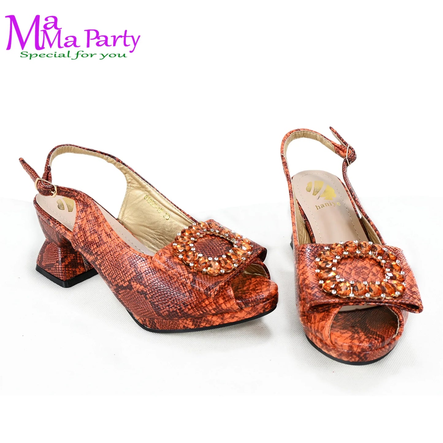 Versatile yellow pump and bag set for women, flawlessly paired for a chic summer look, perfect for special events.