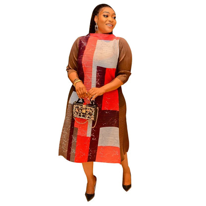 Traditional Dashiki dress with luxurious polyester fabric, elegantly pleated design for plus size women, exuding timeless elegance.
